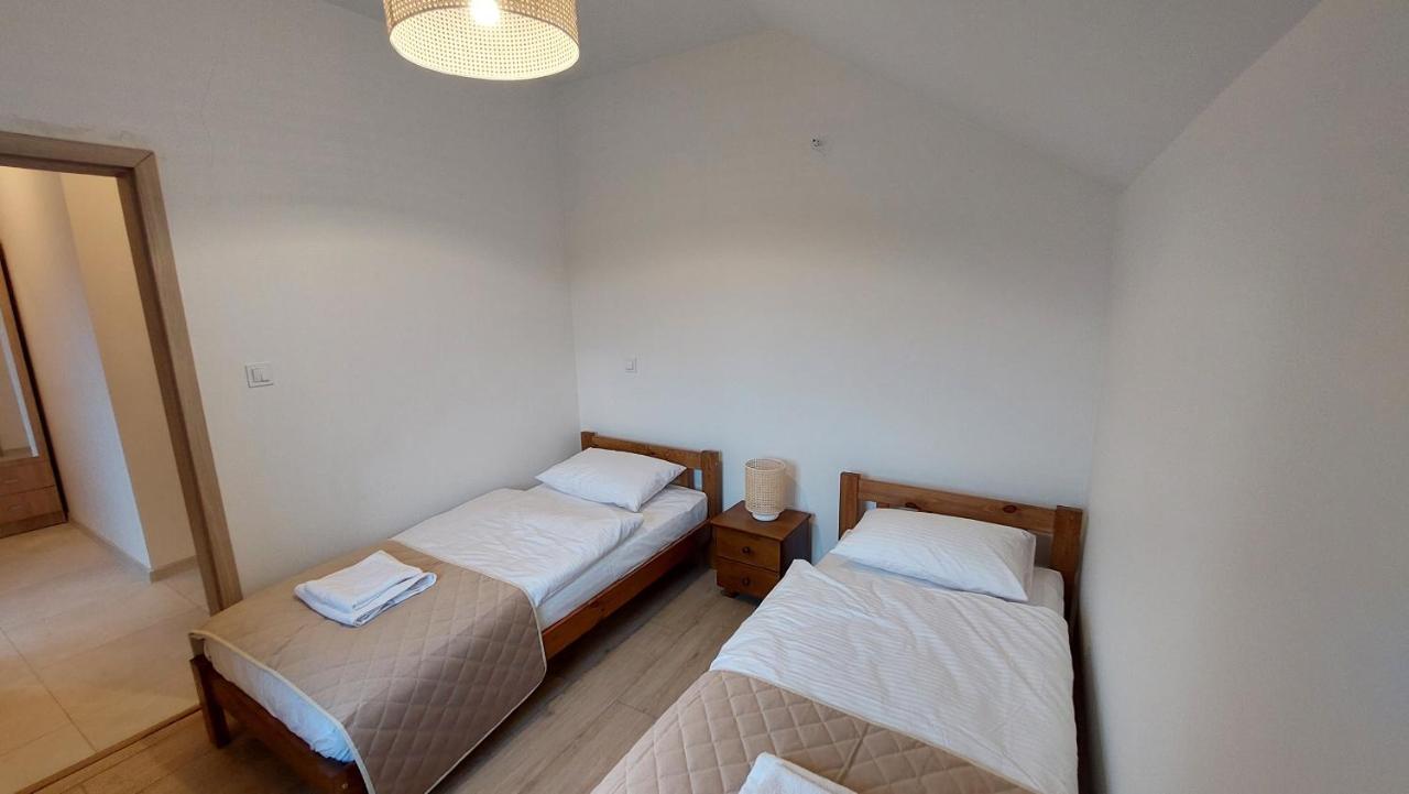 Apartamenty Starowiejska 39, Ryczow - 10Km Od Zator Energylandia Exteriör bild