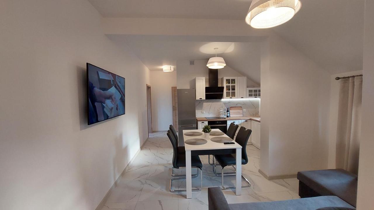 Apartamenty Starowiejska 39, Ryczow - 10Km Od Zator Energylandia Exteriör bild