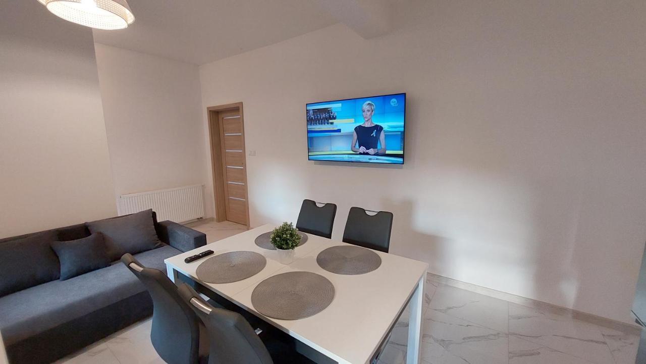 Apartamenty Starowiejska 39, Ryczow - 10Km Od Zator Energylandia Exteriör bild